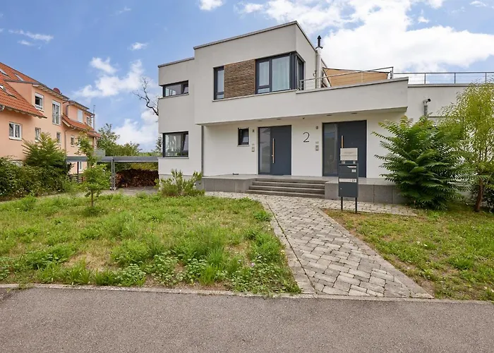 Exklusive Villa-Eggert mit Kamin&Terassr für 6 Personen im Bretten